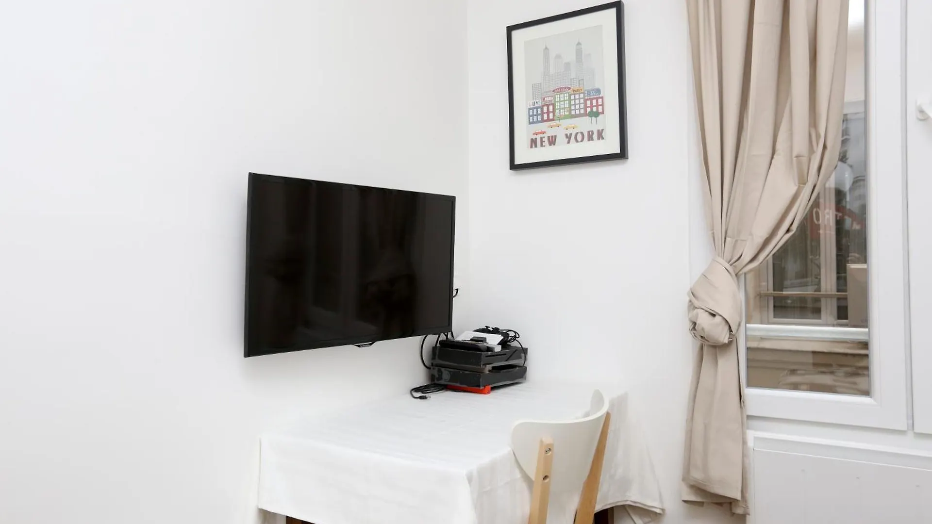 Maine - Montparnasse 14th Apartment Paris